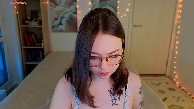 MilenaSaint online show from April 10, 4:08 am