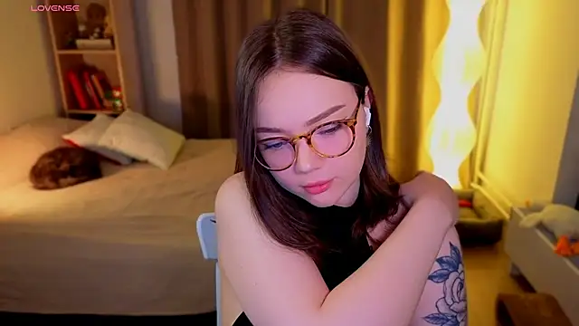 MilenaSaint online show from April 4, 3:57 am