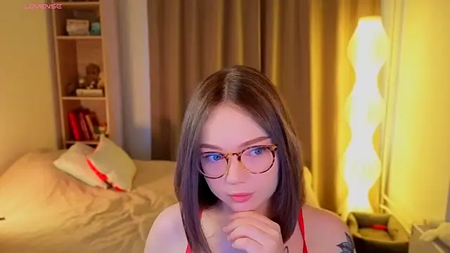 MilenaSaint online show from April 3, 3:46 am