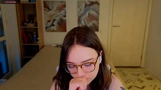 MilenaSaint online show from April 16, 4:13 am