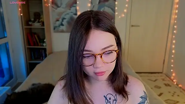 MilenaSaint online show from April 11, 4:09 am