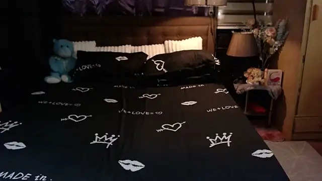 xheavenlytrans online show from February 22, 12:02 am