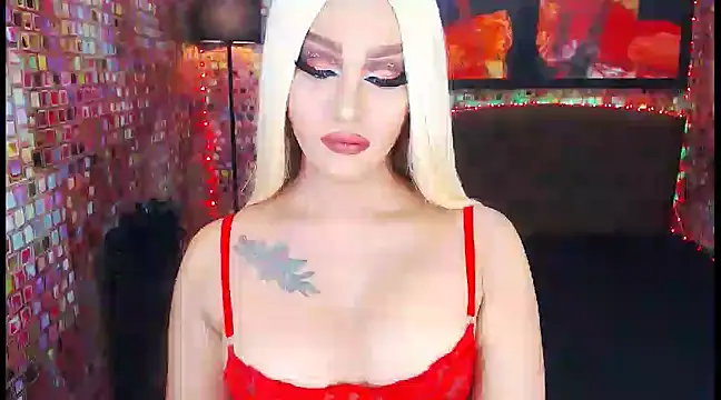 Snapshot of KylieMaxwellCaulfield_TS chatting on February 15, 12:59 am KylieMaxwellCaulfield TS online show from February 15, 12:59 am