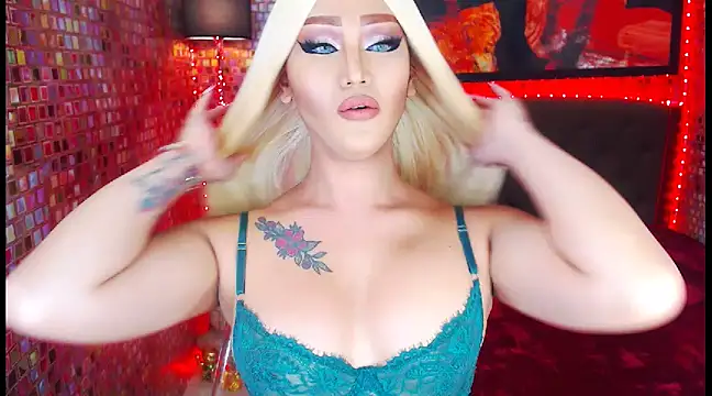 Snapshot of KylieMaxwellCaulfield_TS chatting on March 8, 5:28 am KylieMaxwellCaulfield TS online show from March 8, 5:28 am