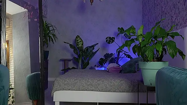 ClaraBendover online show from February 13, 8:09 pm