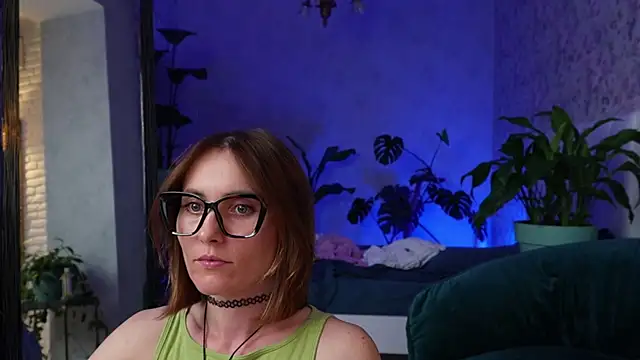 ClaraBendover online show from July 25, 5:52 pm