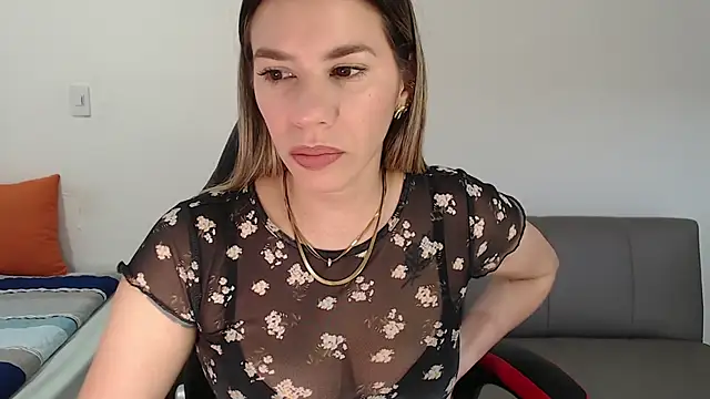 ms sofia x online show from September 19, 12:20 pm