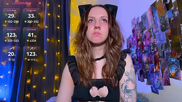 HotaruTomo online show from February 7, 9:23 pm