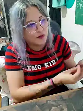 ElfGrey online show from December 5, 5:21 am