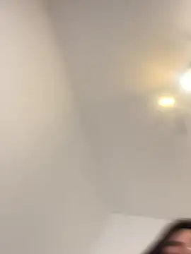 LalieFR online show from December 18, 9:40 pm