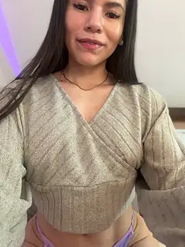 LalieFR online show from April 14, 11:04 am