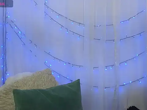 ninaa fox online show from March 18, 5:47 pm