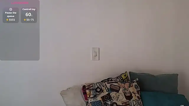 Snapshot of ninaa_fox chatting on July 16, 4:26 pm ninaa fox online show from July 16, 4:26 pm