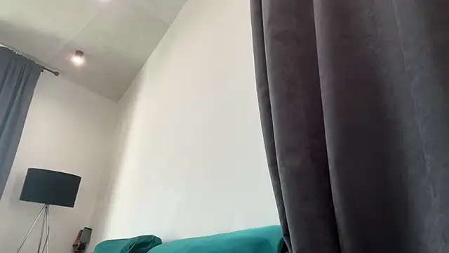 Iris cherry online show from April 13, 12:20 pm