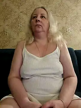 Snapshot of Janahotty chatting on February 4, 6:17 pm Janahotty online show from February 4, 6:17 pm