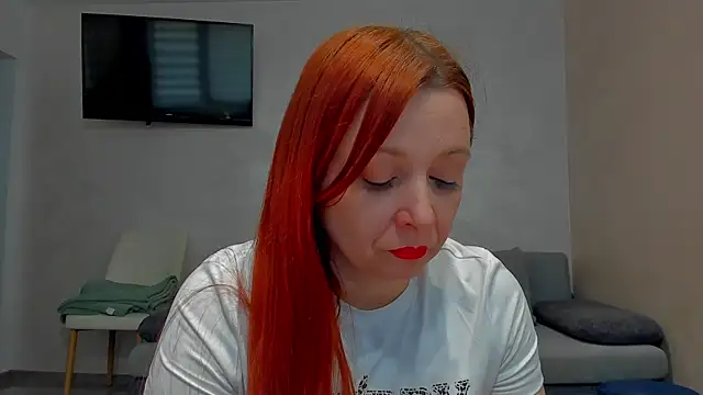 emilianna666 online show from April 14, 11:26 am