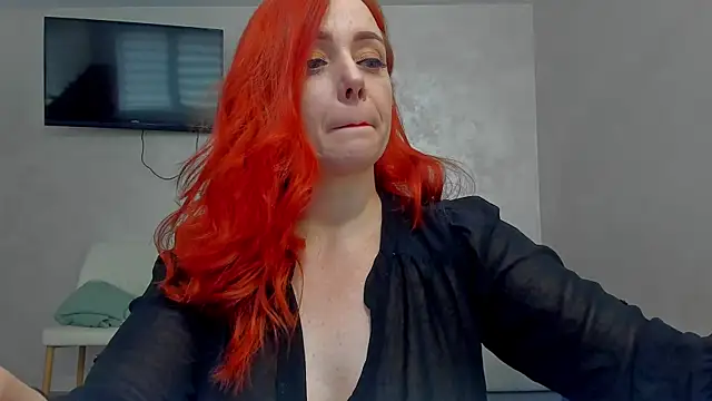 emilianna666 online show from April 18, 8:49 am