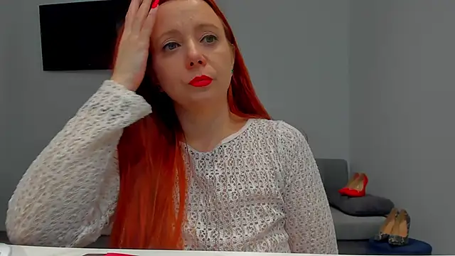 emilianna666 online show from April 2, 12:23 pm