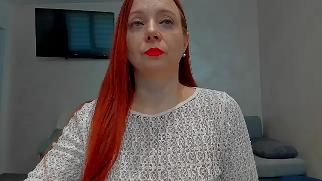 emilianna666 online show from April 15, 9:15 am