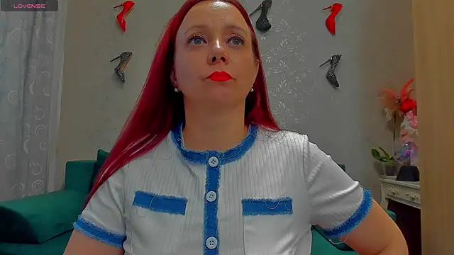 emilianna666 online show from November 11, 12:22 pm