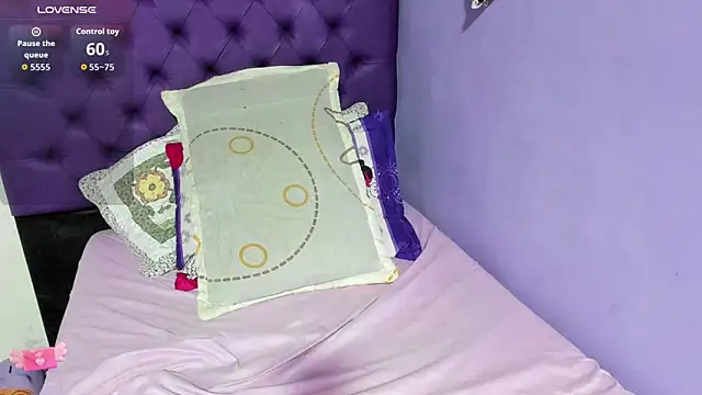 Margoth clain online show from March 7, 1:23 am