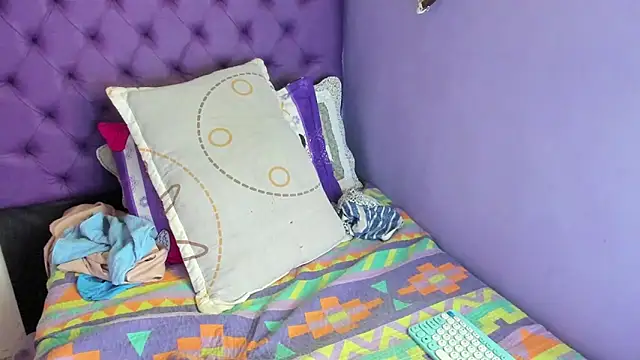 Margoth clain online show from March 6, 1:17 pm