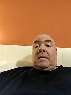 brian4300 online show from January 9, 2:13 pm