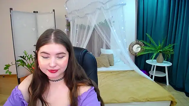 Snapshot of NicoleFoxery chatting on March 14, 6:32 am NicoleFoxery online show from March 14, 6:32 am