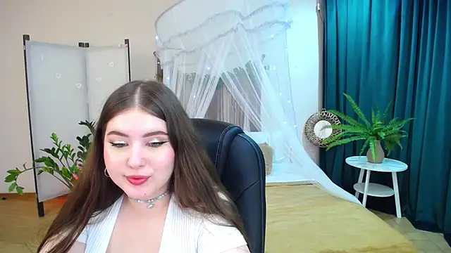 Snapshot of NicoleFoxery chatting on March 17, 9:24 pm NicoleFoxery online show from March 17, 9:24 pm