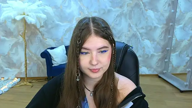 Snapshot of NicoleFoxery chatting on September 11, 6:19 pm NicoleFoxery online show from September 11, 6:19 pm
