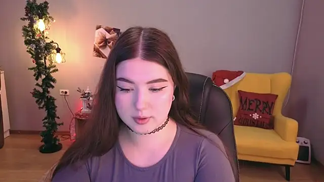 NicoleFoxery online show from December 14, 6:24 pm