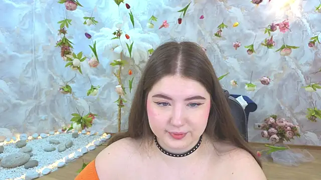 NicoleFoxery online show from April 15, 3:23 am