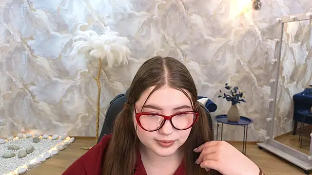 NicoleFoxery online show from February 6, 6:26 pm