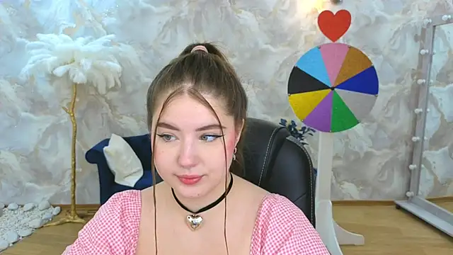 Snapshot of NicoleFoxery chatting on October 5, 3:19 am NicoleFoxery online show from October 5, 3:19 am