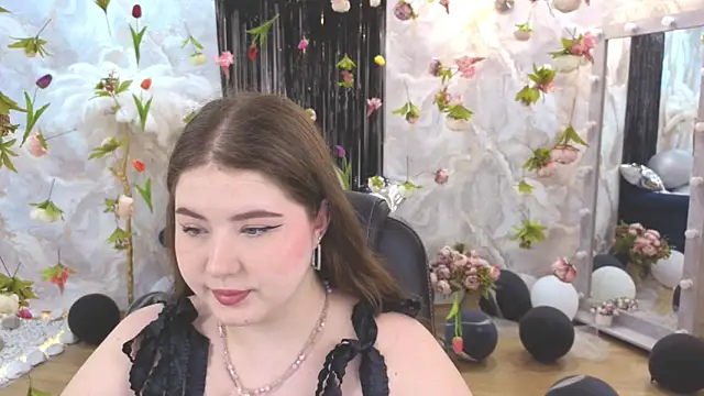 NicoleFoxery online show from July 16, 6:27 pm