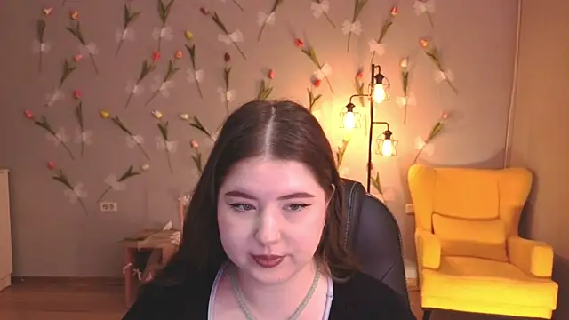 NicoleFoxery online show from May 11, 6:27 pm