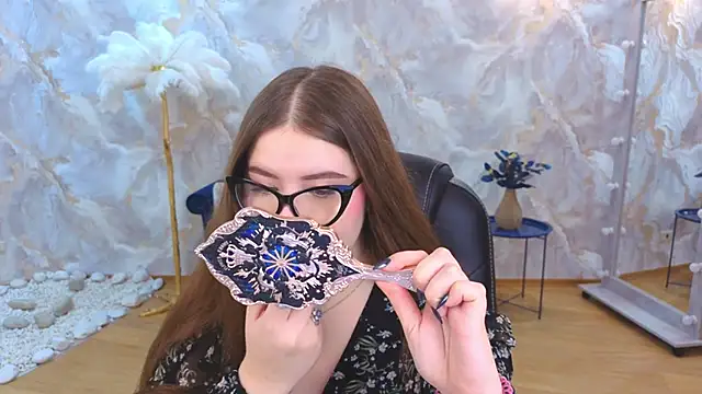 NicoleFoxery online show from November 14, 6:22 pm