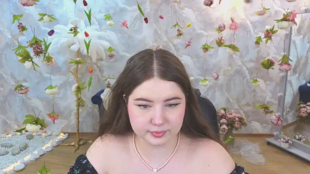 NicoleFoxery online show from June 6, 6:24 pm