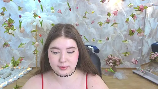 NicoleFoxery online show from May 18, 6:23 pm