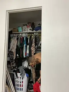 Snapshot of Prettyboiflaco chatting on February 26, 3:03 am Prettyboiflaco online show from February 26, 3:03 am