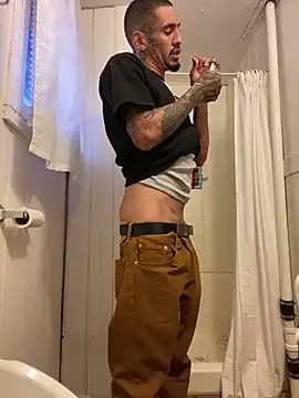 Snapshot of Prettyboiflaco chatting on March 18, 1:02 am Prettyboiflaco online show from March 18, 1:02 am