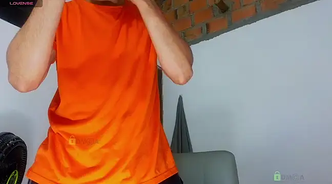 Snapshot of big_cock_mathew chatting on March 16, 12:12 am big cock mathew online show from March 16, 12:12 am