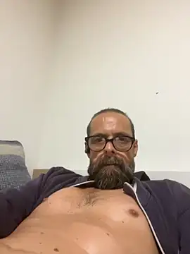 Platinum211 online show from October 6, 4:52 pm