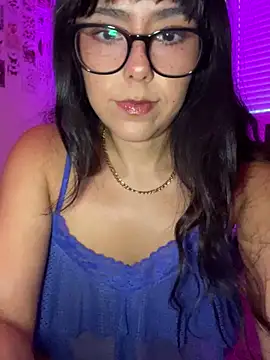 Evie-Luna online show from September 9, 1:59 am