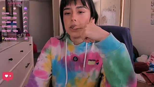 Evie-Luna online show from June 28, 8:37 pm