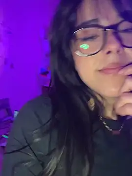 Evie-Luna online show from January 27, 2:20 am