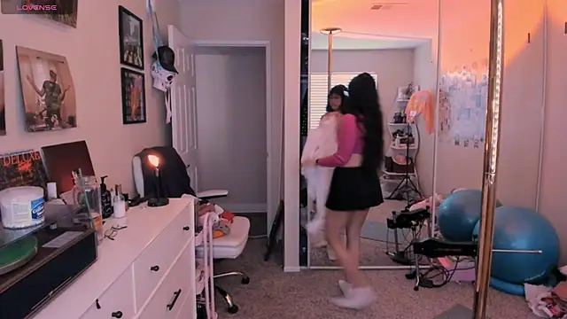 Evie-Luna online show from February 26, 12:54 am