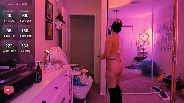 Evie-Luna online show from November 12, 2:48 am