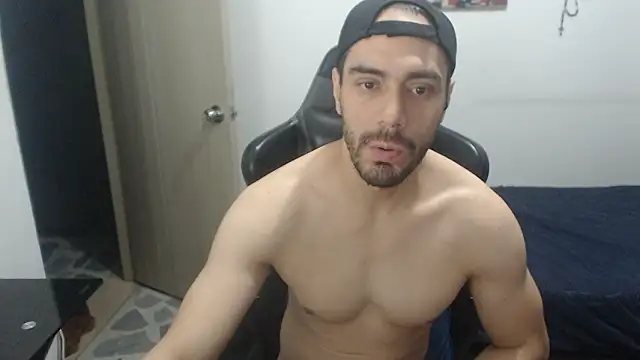 samuelgarcia  online show from March 7, 10:21 am