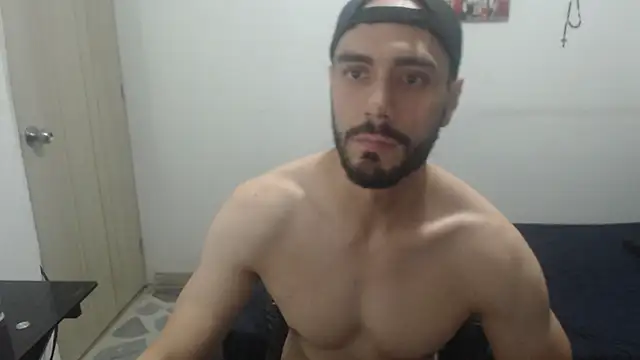 samuelgarcia  online show from September 28, 9:16 am